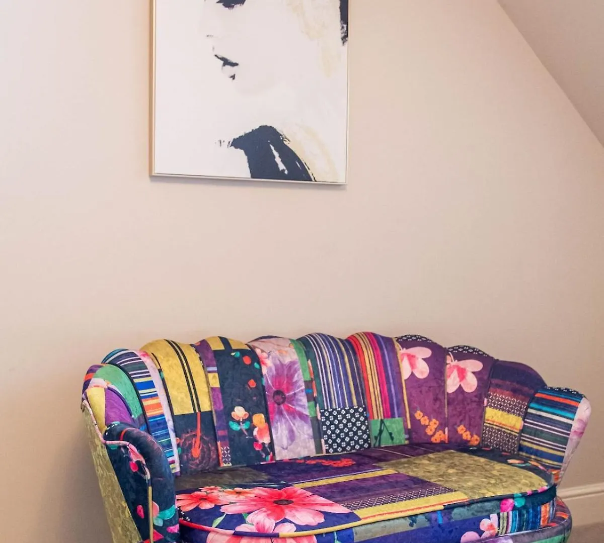 2 Bedroom Exclusive House In Sheffield